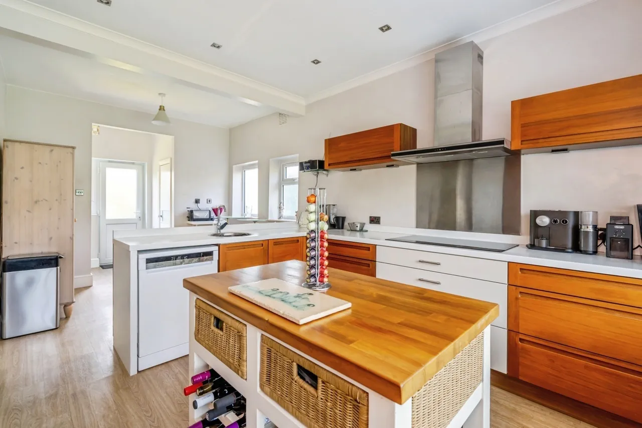 Parklands Avenue, Bognor Regis, PO21, photo 9