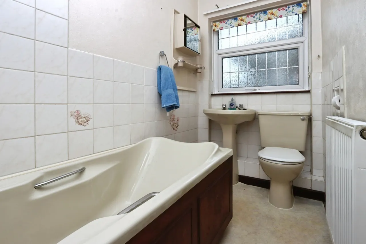 Newlands Grove, Sheffield, South Yorkshire, S12, photo 8