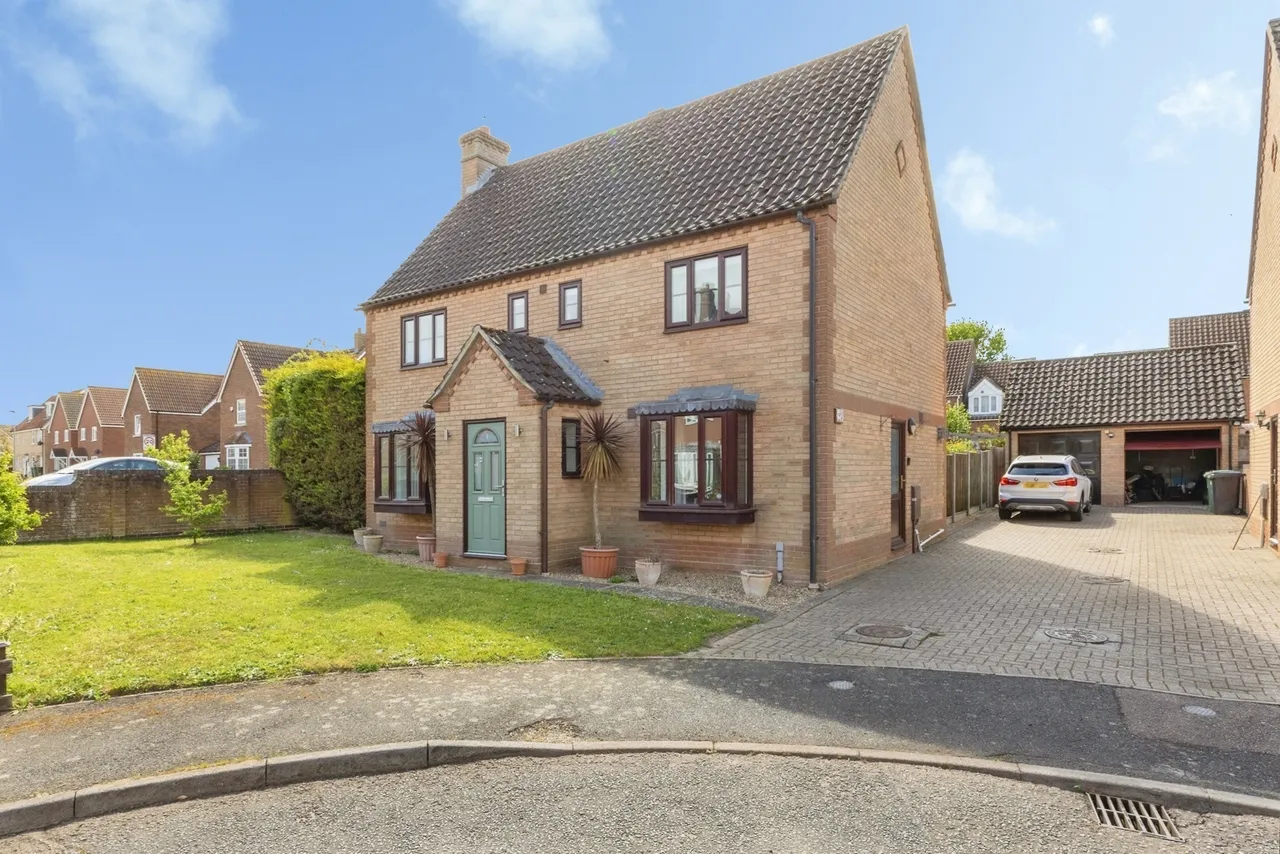 4 bed house for sale — Blenheim Way, Watton, Thetford, Norfolk, IP25