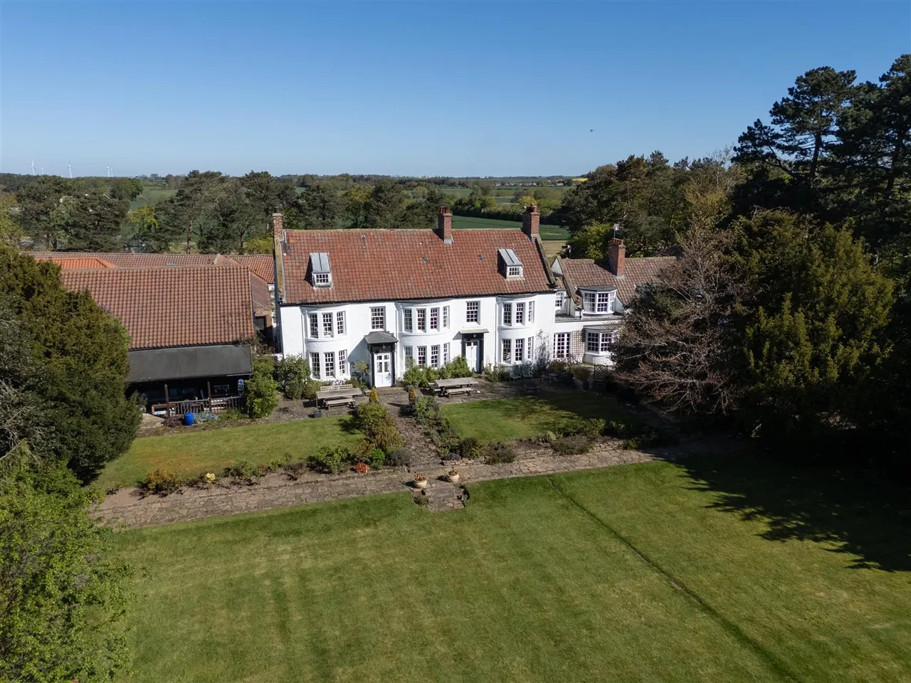 8 bed house for sale, Busby House & Annexe, Busby