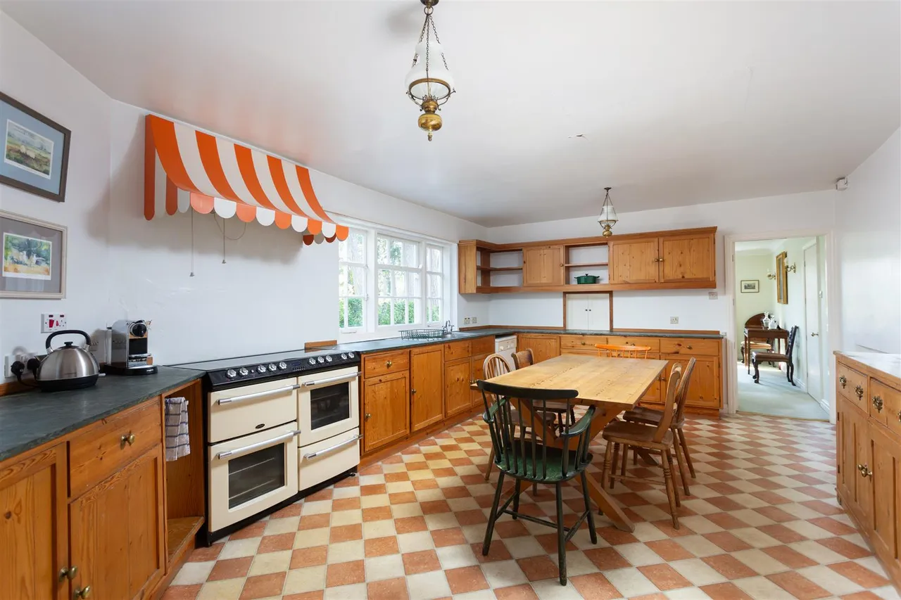 Busby House & Annexe, Busby, photo 9