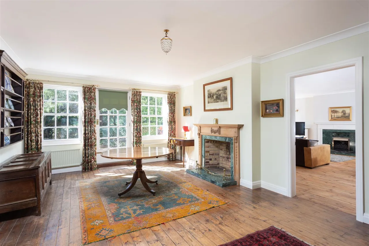 Busby House & Annexe, Busby, photo 7