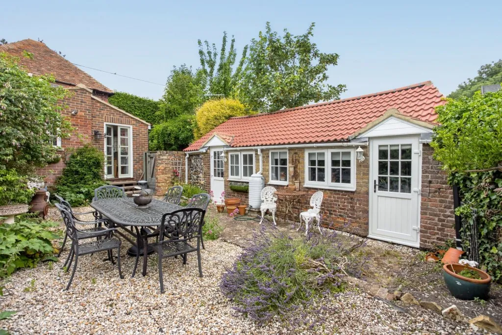 3 bed house for sale, Front Street, Ringwould, CT14
