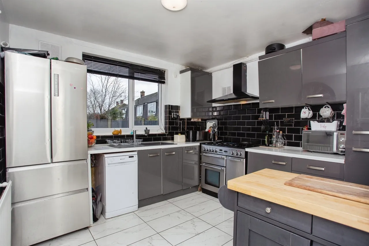Maylands Road, Watford, WD19, photo 4