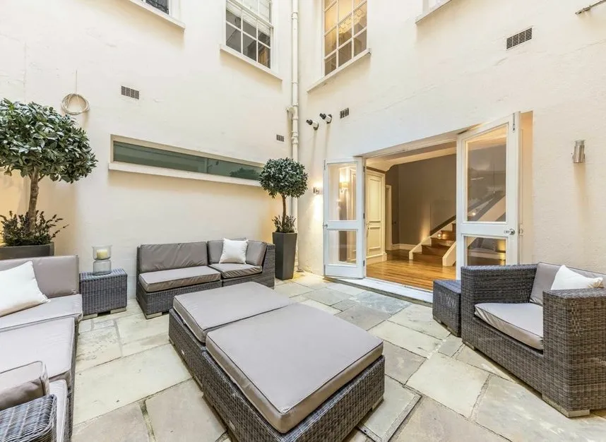 Upper Grosvenor Street, Mayfair, W1K, photo 9