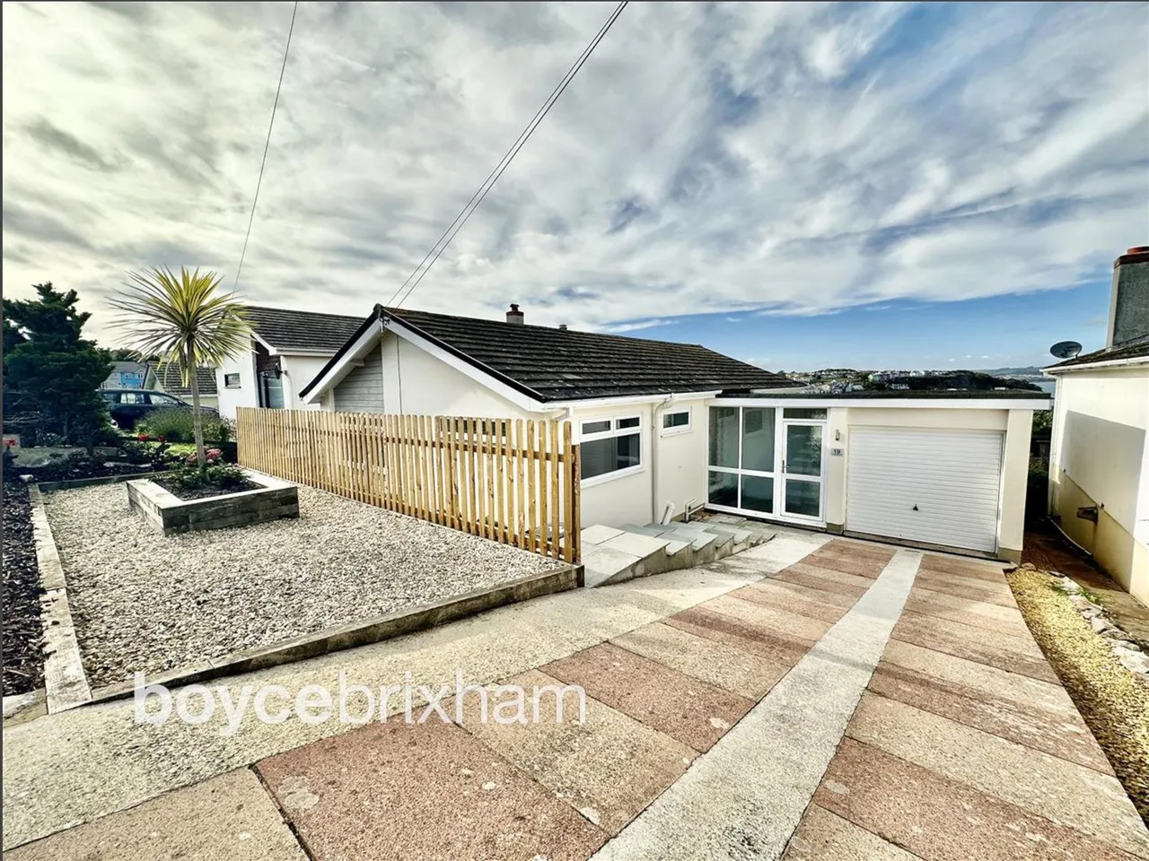 2 bed house to rent, Wall Park Road, Brixham