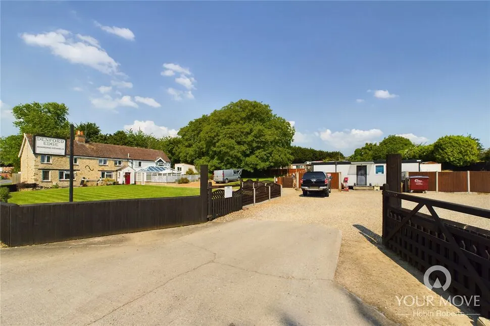Denford Road, Thrapston, NN14, photo 2