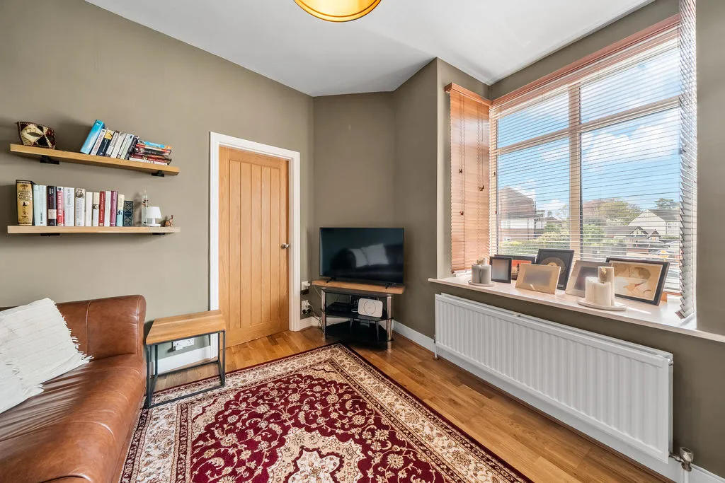 Portsmouth Road, Thames Ditton KT7 0SS, photo 7