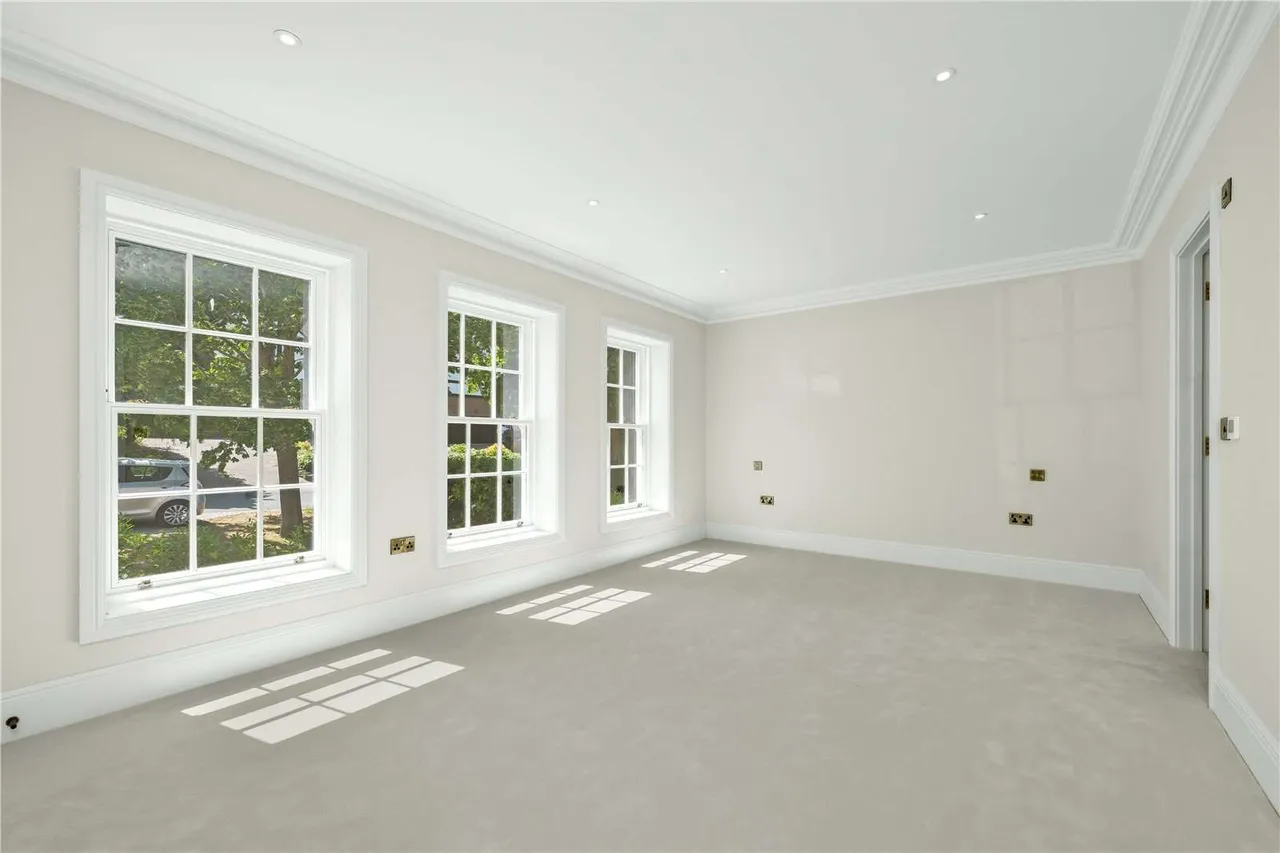 Wayneflete Tower Avenue, Esher, Surrey, KT10 8QG, photo 11