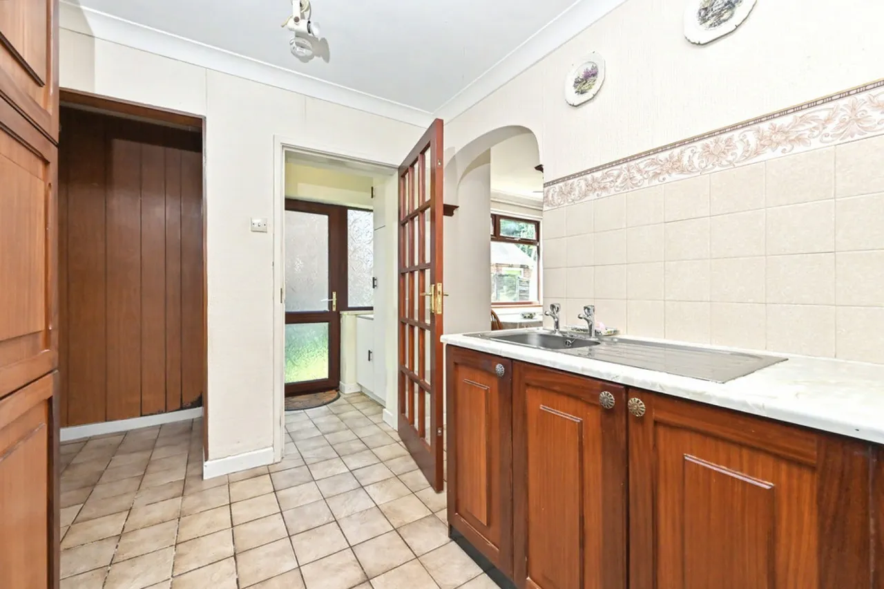 Leek Road, Hanley, Stoke-on-Trent, photo 12