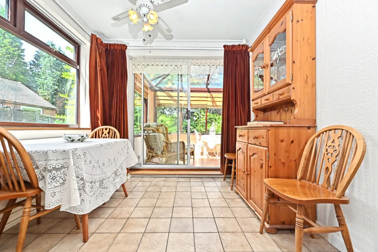 Leek Road, Hanley, Stoke-on-Trent, photo 11