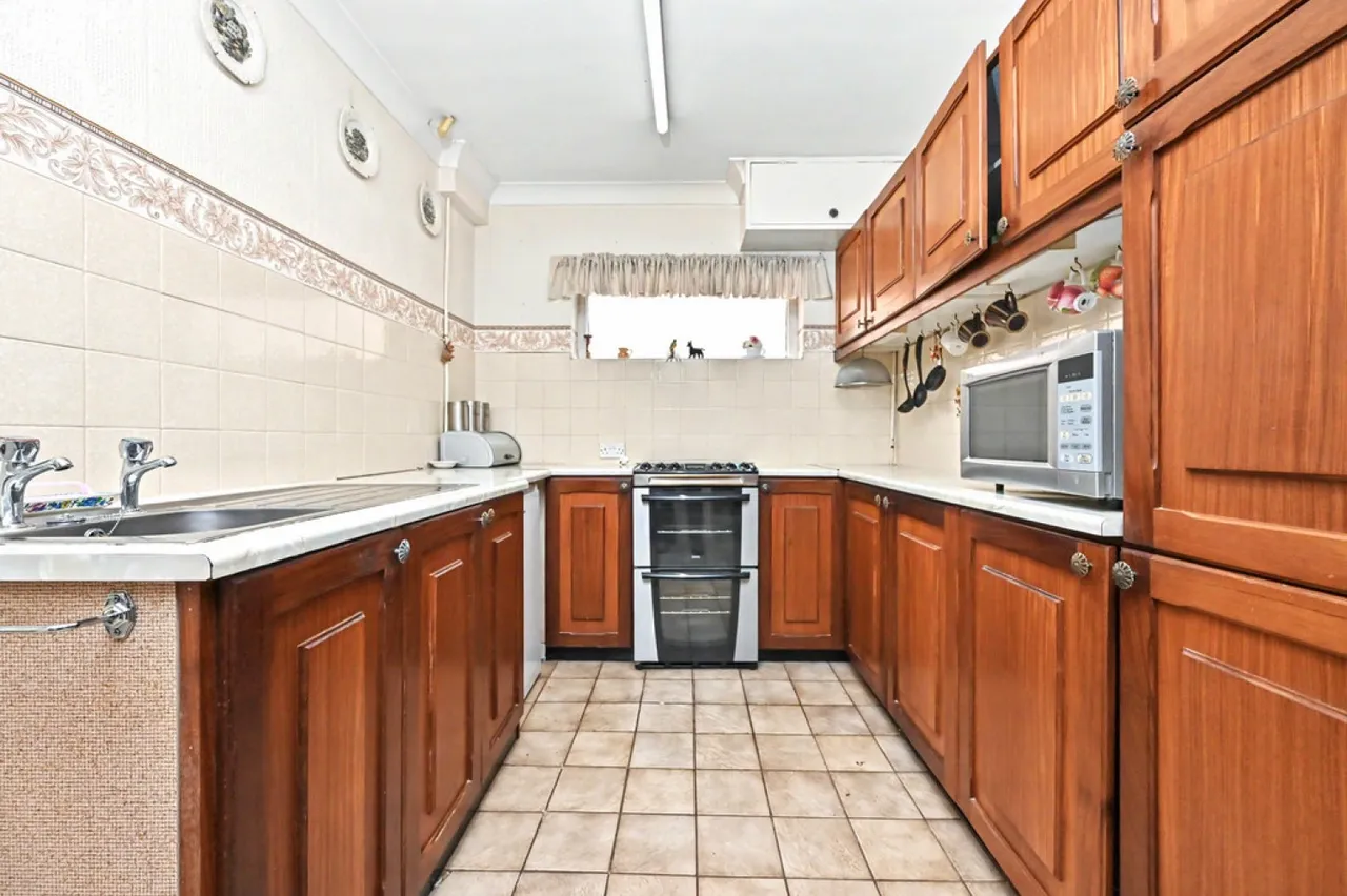 Leek Road, Hanley, Stoke-on-Trent, photo 8