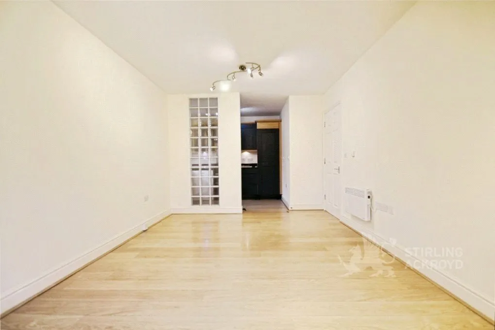 Camphill Road, West Byfleet, KT14, photo 6