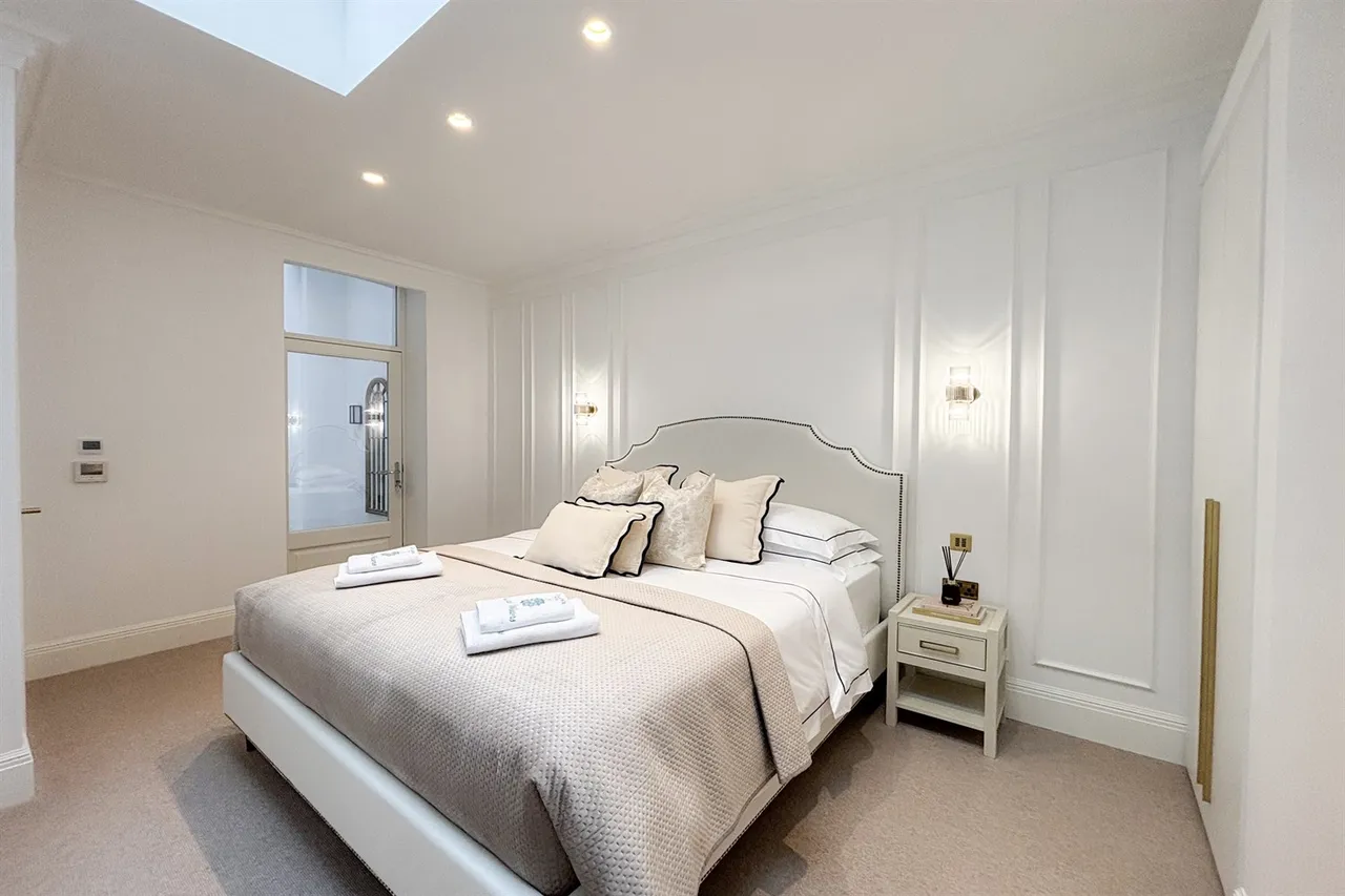 London, W2 4HZ, photo 8