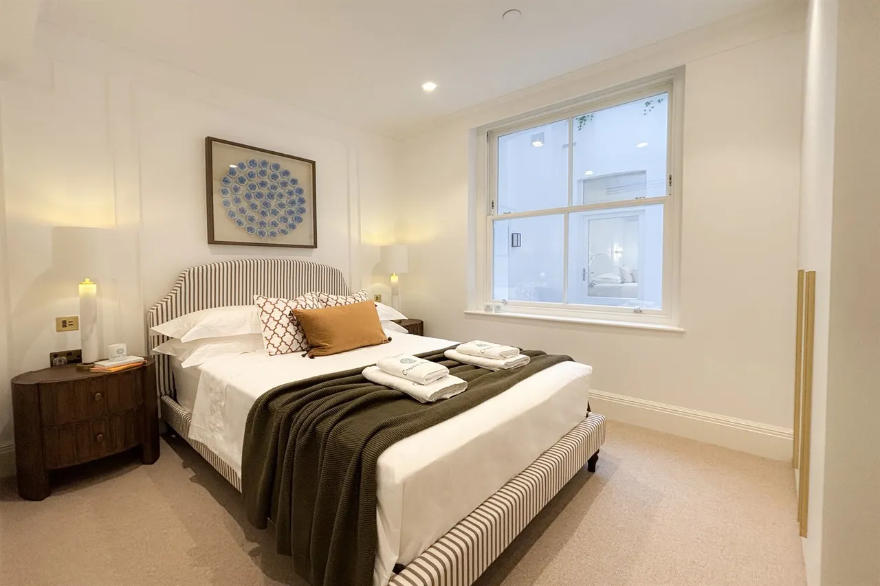 London, W2 4HZ, photo 9