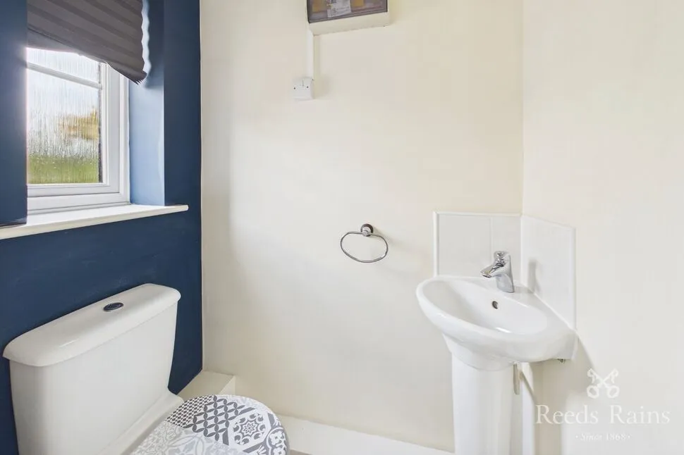 Violet Close, Castleford, West Yorkshire, WF10, photo 6
