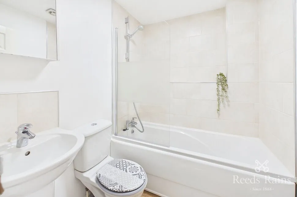 Violet Close, Castleford, West Yorkshire, WF10, photo 11