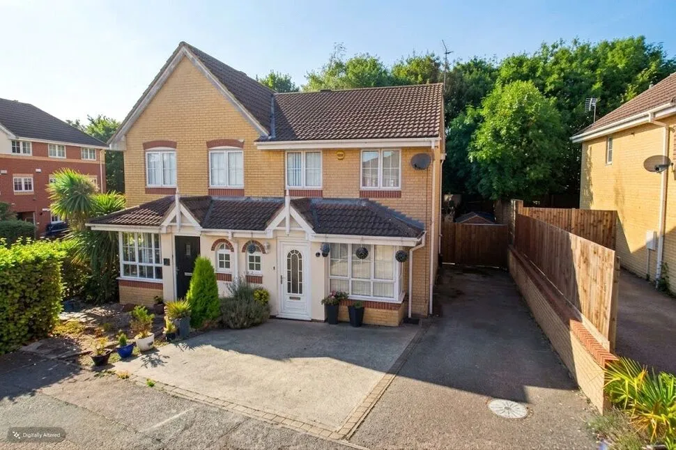 3 bed house for sale, Abbots Close, Kettering, NN15