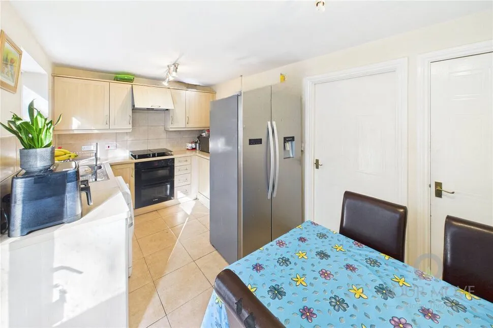 Abbots Close, Kettering, NN15, photo 3