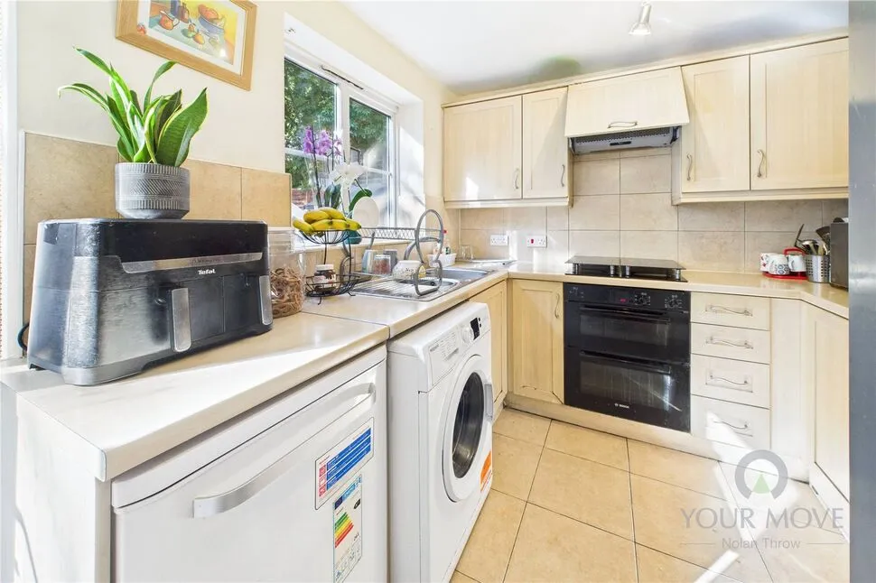 Abbots Close, Kettering, NN15, photo 9