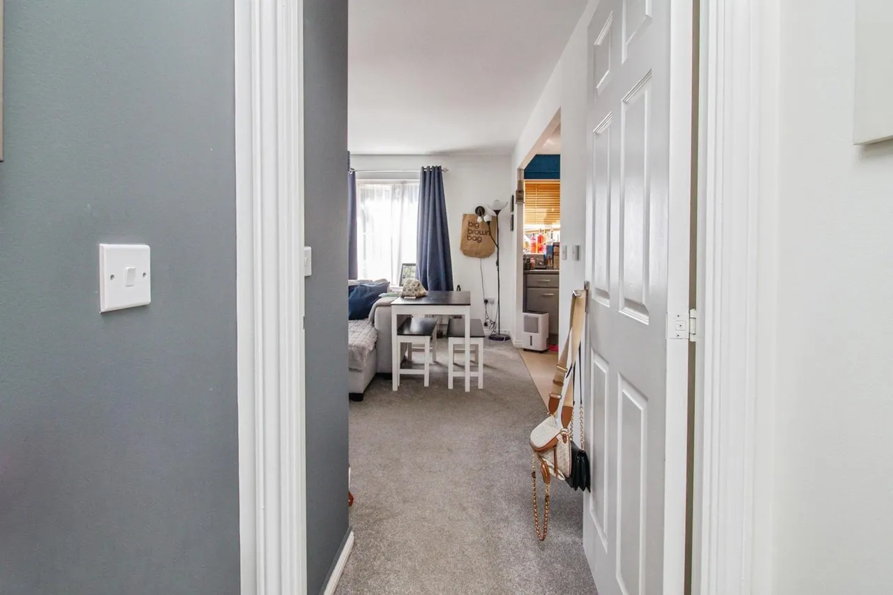 Cable Crescent, Woburn Sands, Milton Keynes, Buckinghamshire, MK17, photo 8