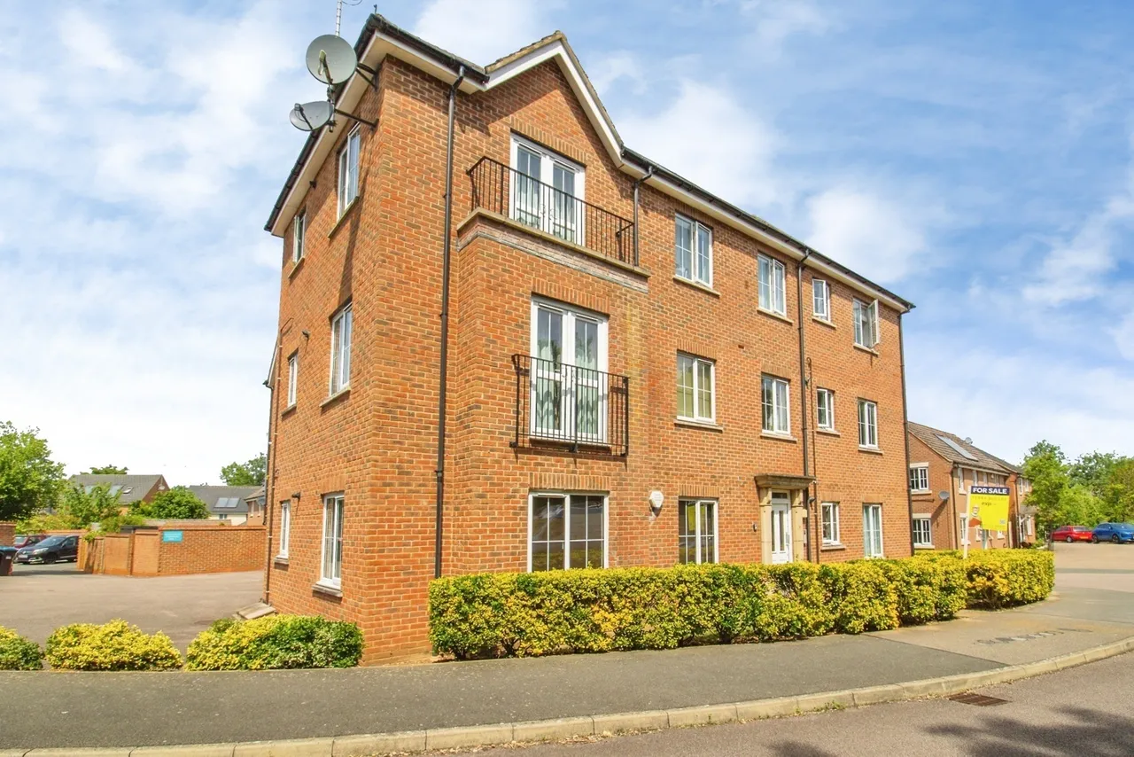 Cable Crescent, Woburn Sands, Milton Keynes, Buckinghamshire, MK17, photo 14