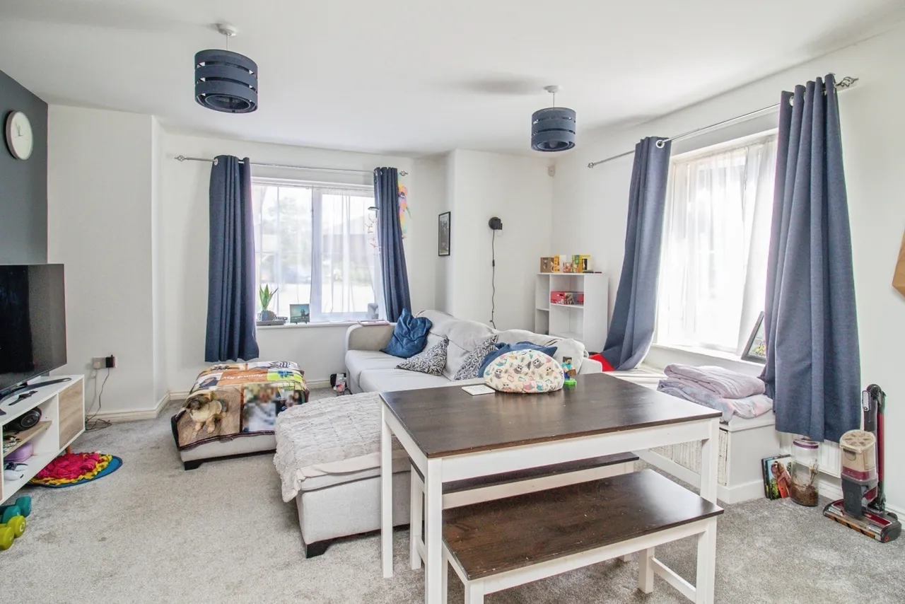 Cable Crescent, Woburn Sands, Milton Keynes, Buckinghamshire, MK17, photo 6