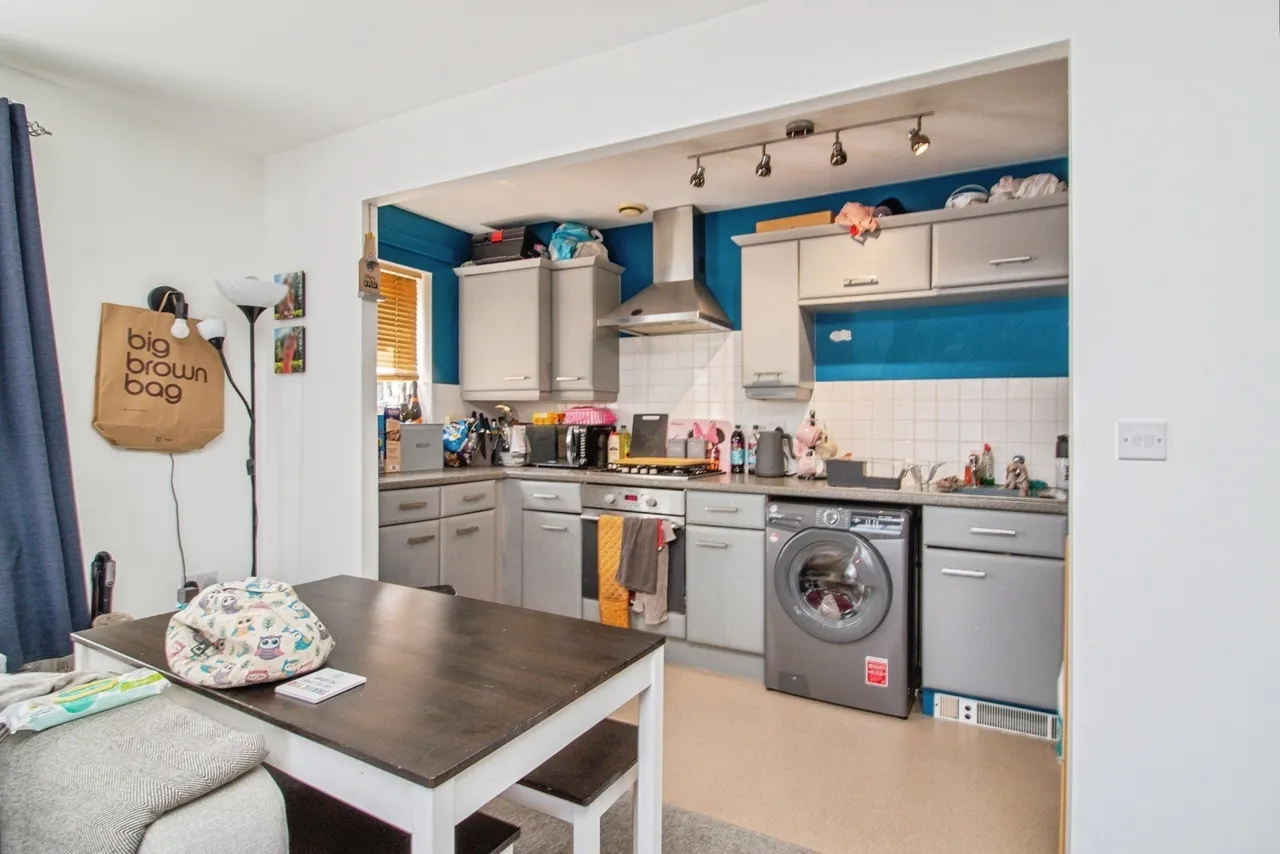 Cable Crescent, Woburn Sands, Milton Keynes, Buckinghamshire, MK17, photo 4