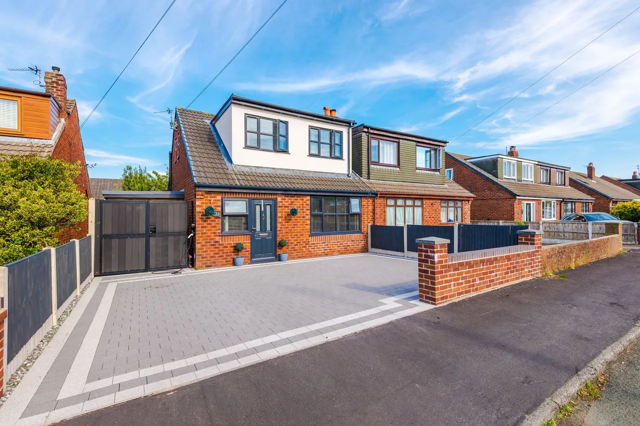 3 bed house for sale — Shelley Drive, Abram, Wigan, Wigan, WN2 5PZ