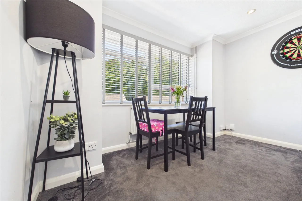 Starlings Drive, Tilehurst, RG31, photo 5