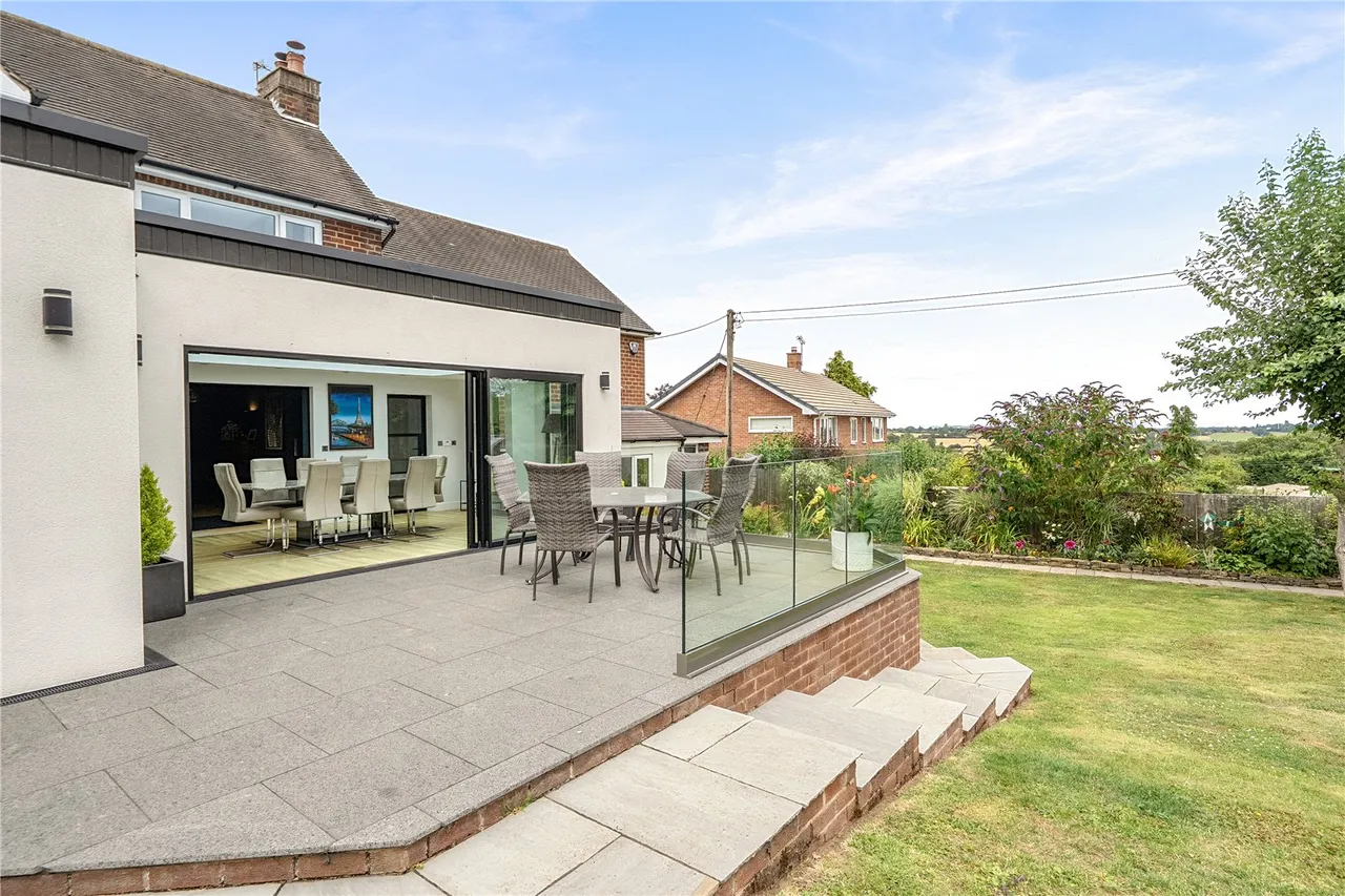 Tenbury Road, Clows Top, photo 24