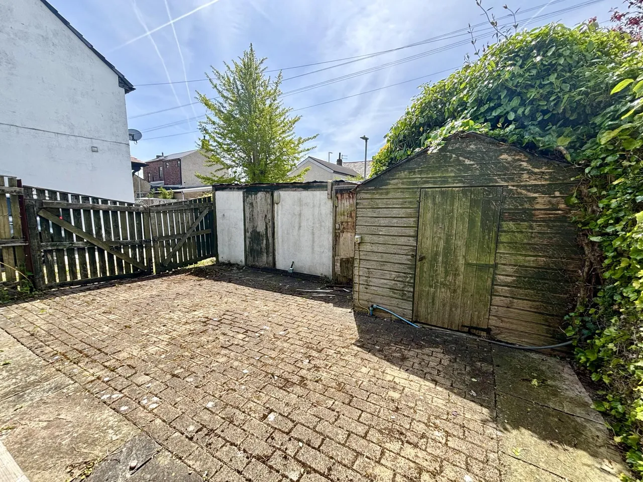 Smithville, Riddlesden, BD21, photo 12