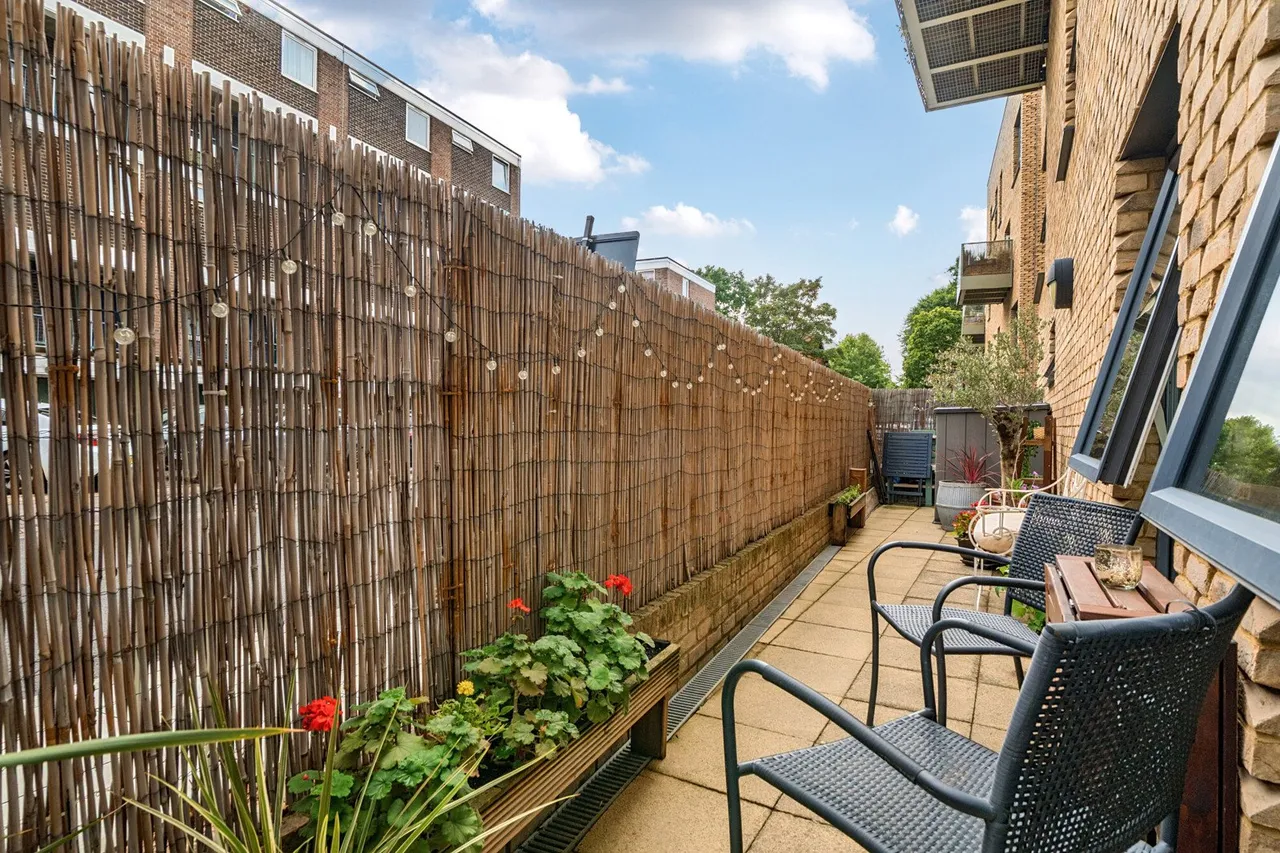 Horsnell Close, SE5, photo 10
