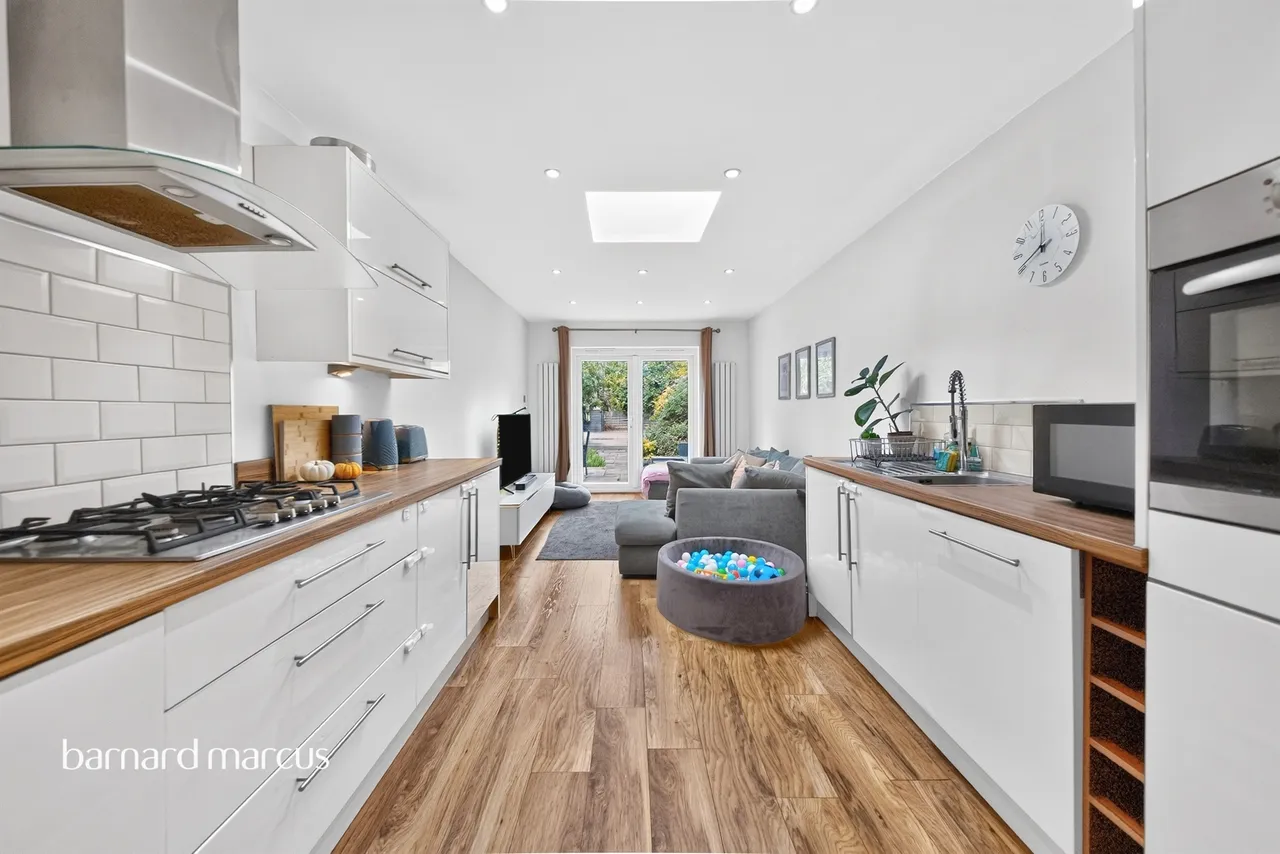 Stanhope Road, London, N12, photo 11