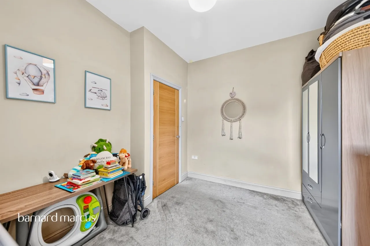 Stanhope Road, London, N12, photo 9