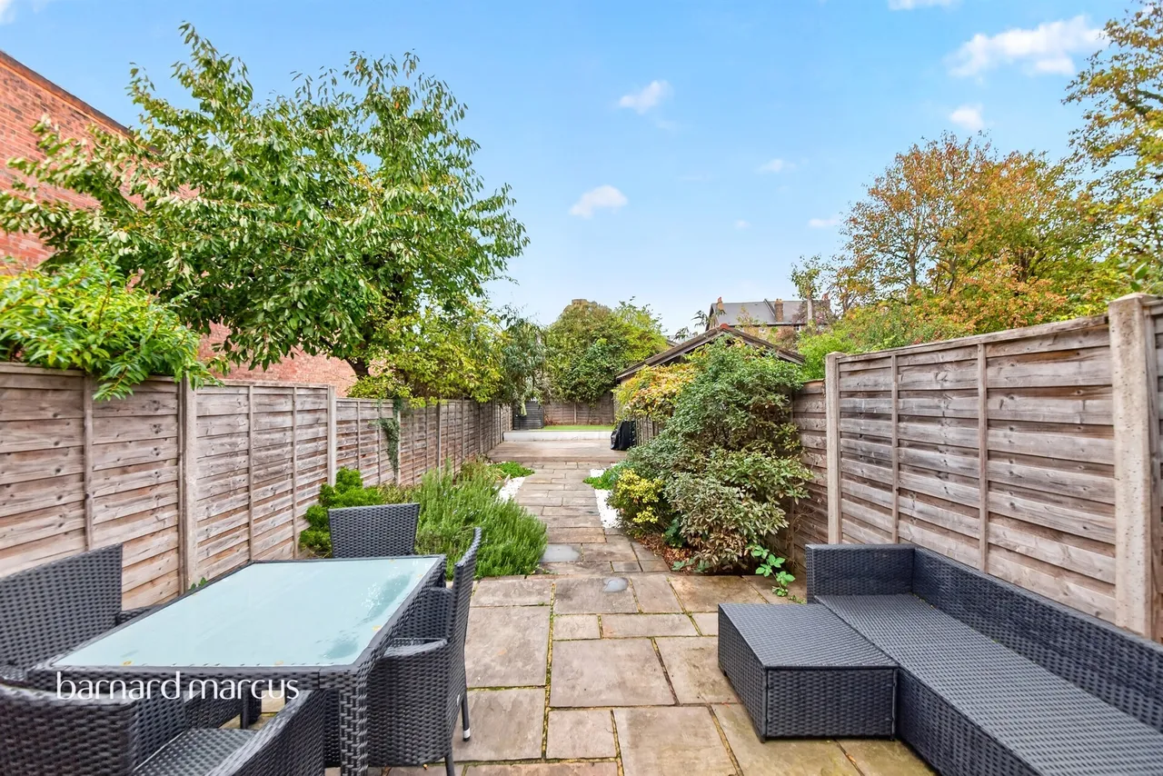 Stanhope Road, London, N12, photo 4