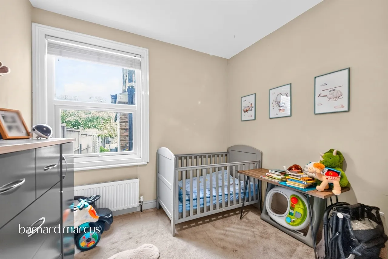 Stanhope Road, London, N12, photo 8