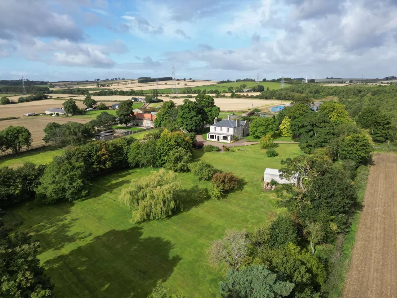 5 bed house for sale — Tynemount House, Tynemount Farm, Ormiston, East Lothian, EH35 5NN