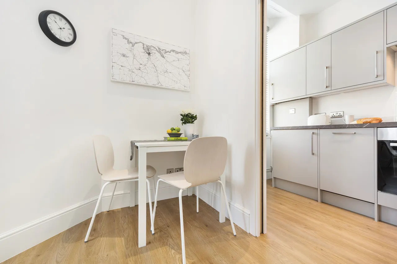 22 Knaresborough House, 5-7 Knaresborough Place, London, photo 7