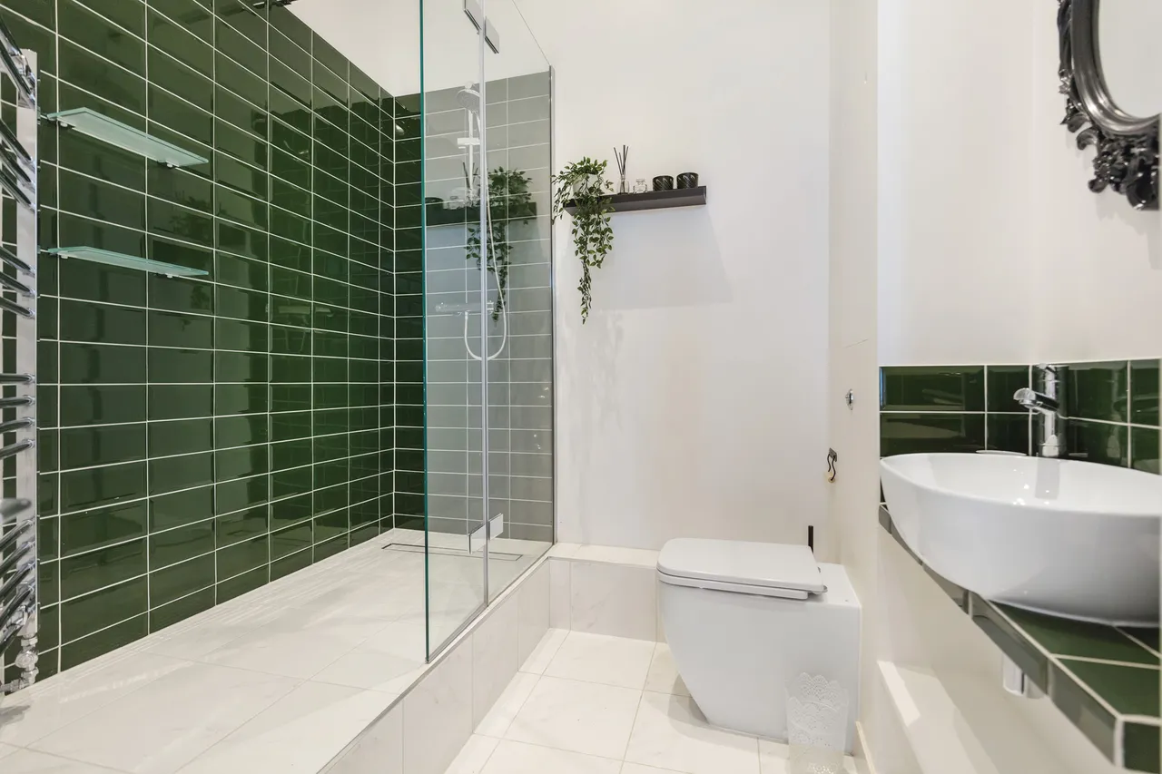 22 Knaresborough House, 5-7 Knaresborough Place, London, photo 11