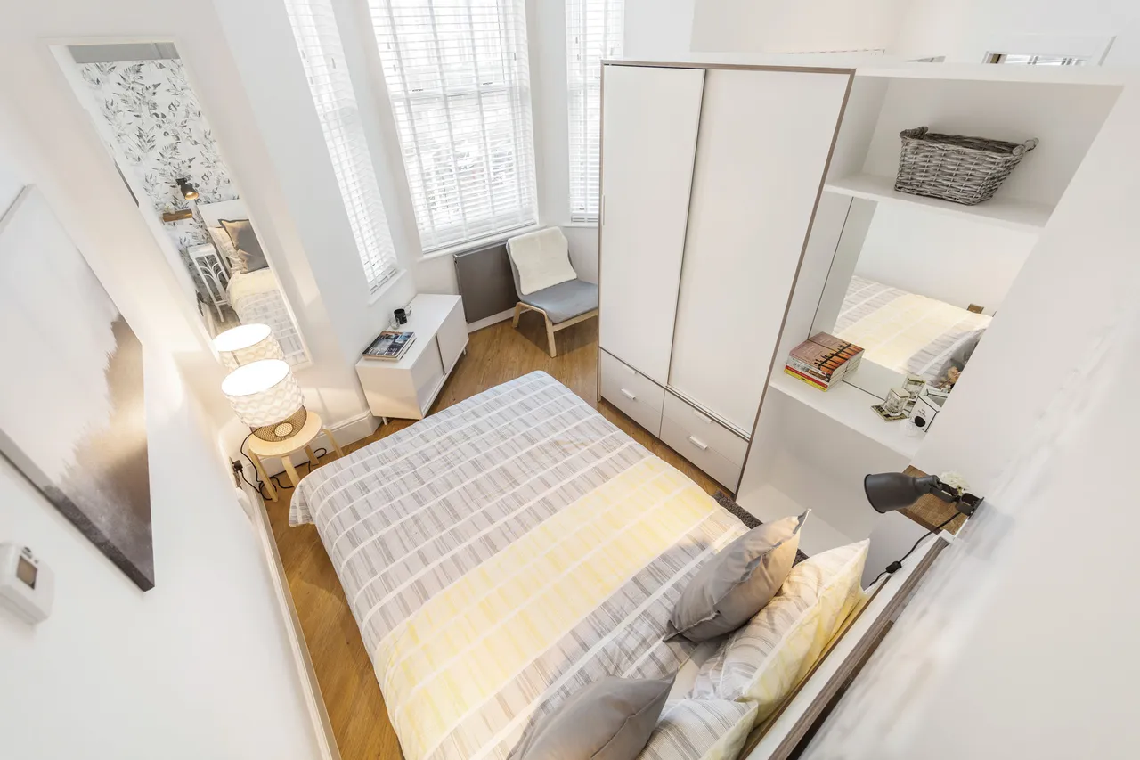 22 Knaresborough House, 5-7 Knaresborough Place, London, photo 3