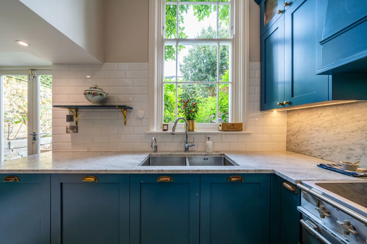 Clapham Manor Street, London, SW4, photo 15