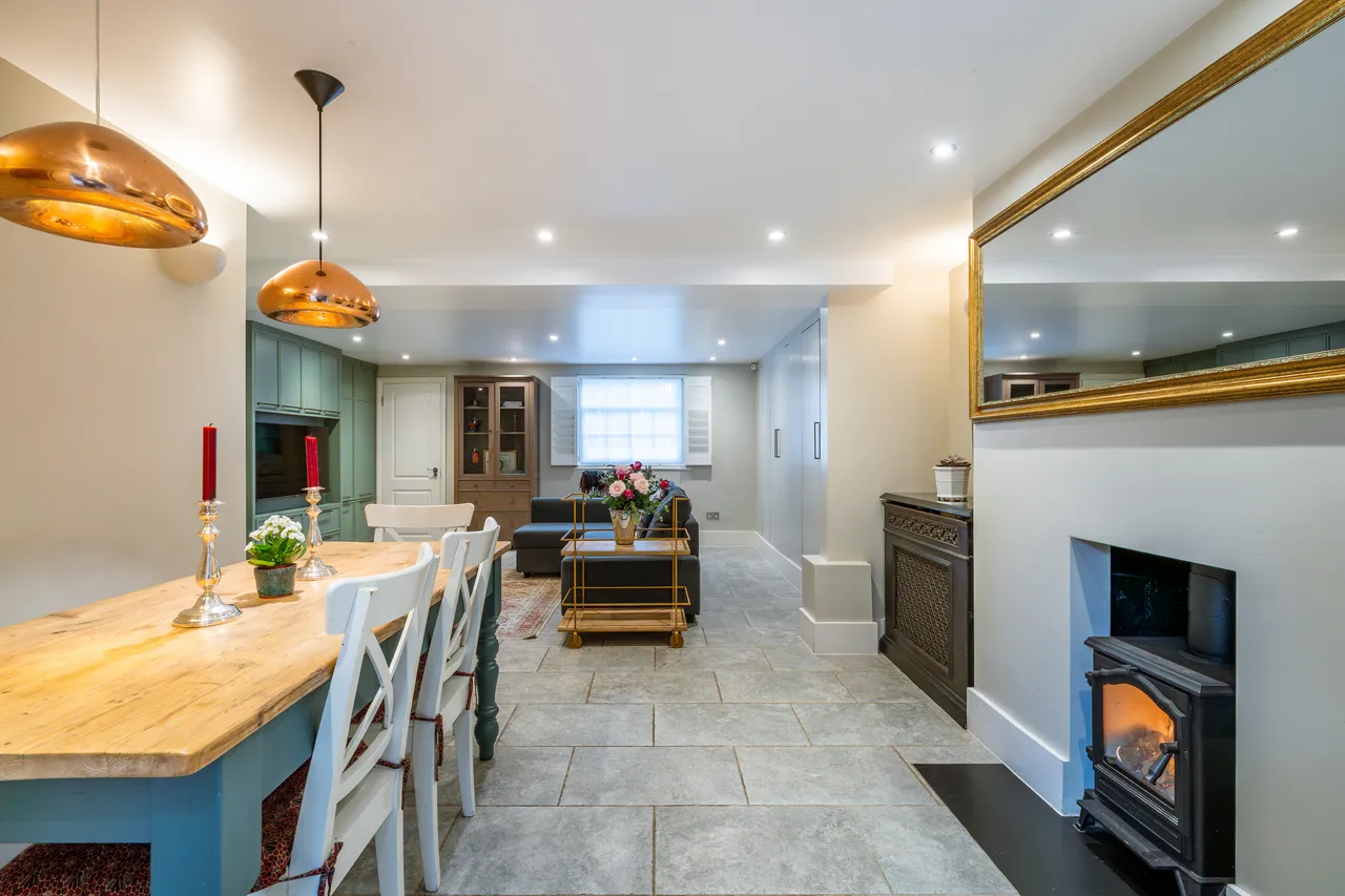 Clapham Manor Street, London, SW4, photo 17