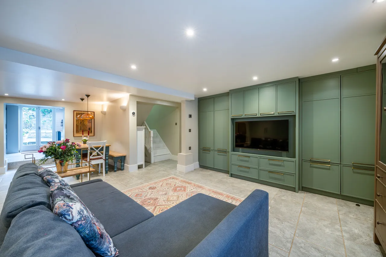 Clapham Manor Street, London, SW4, photo 9