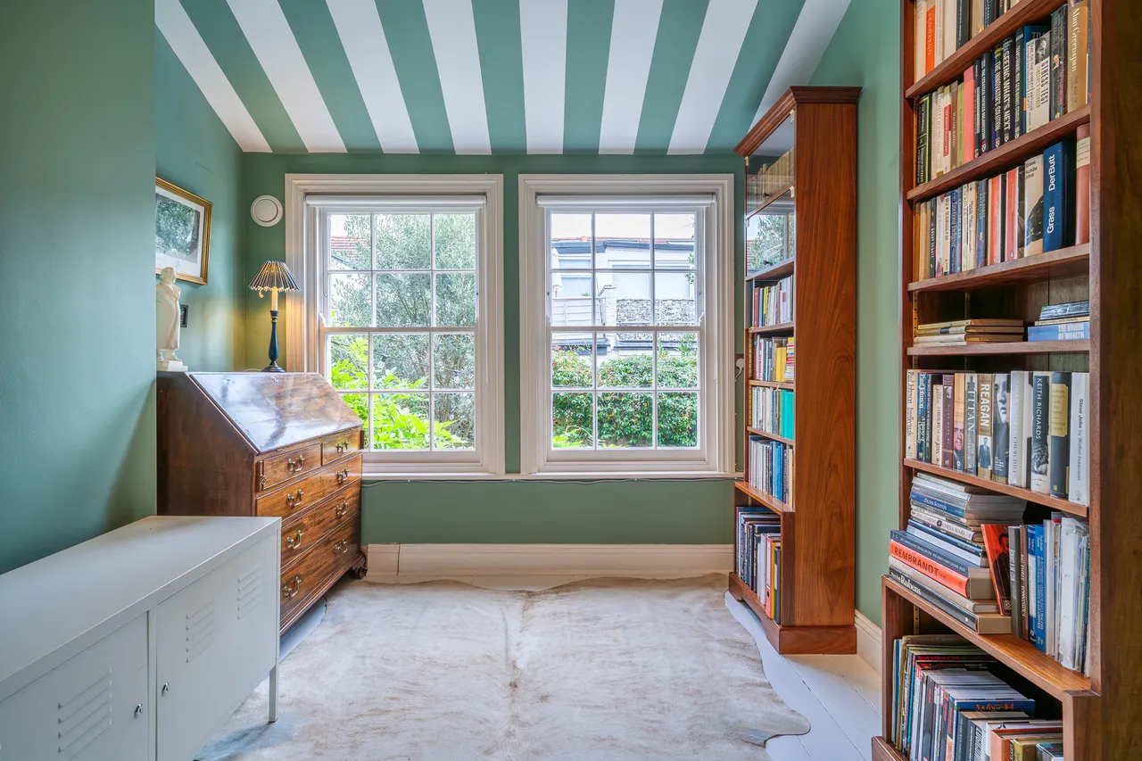 Clapham Manor Street, London, SW4, photo 24