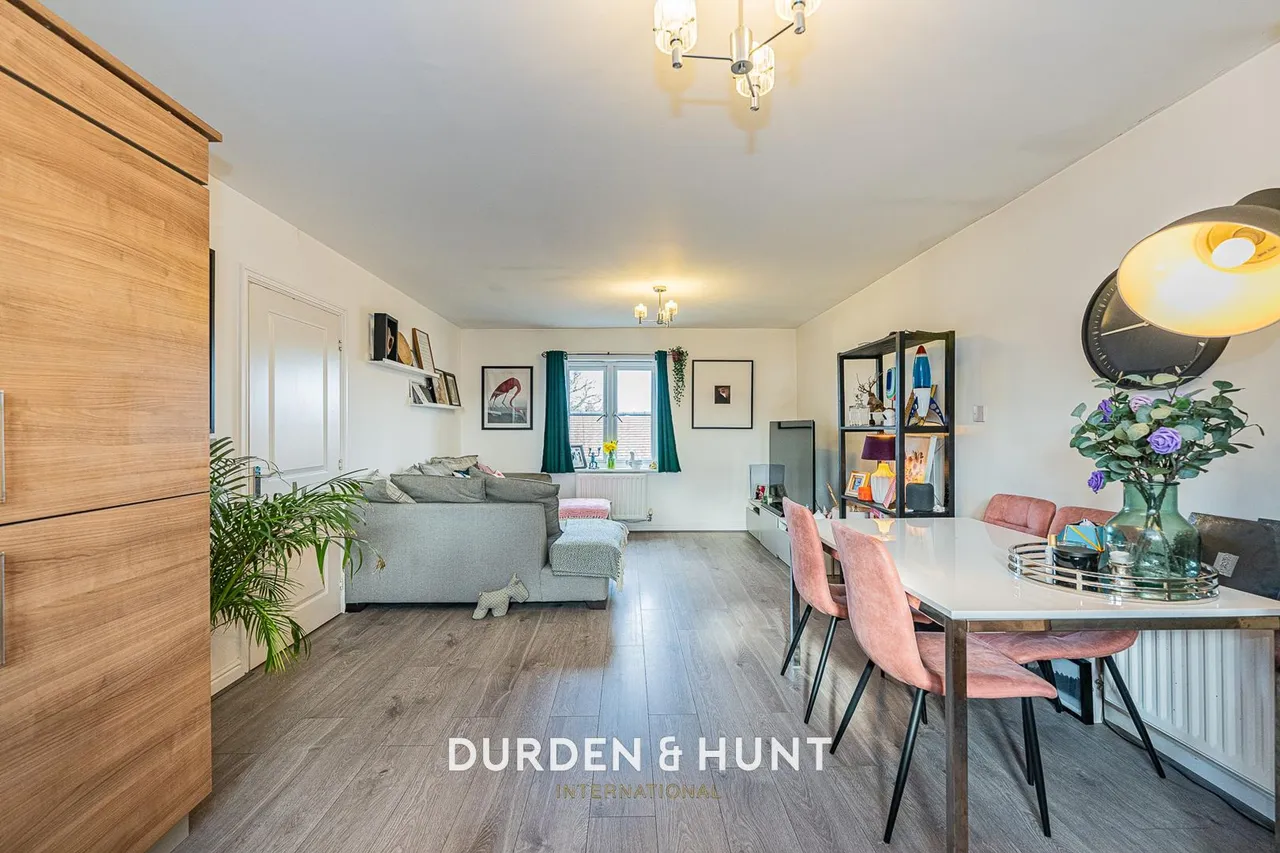Abbess Terrace, Loughton, IG10, photo 5