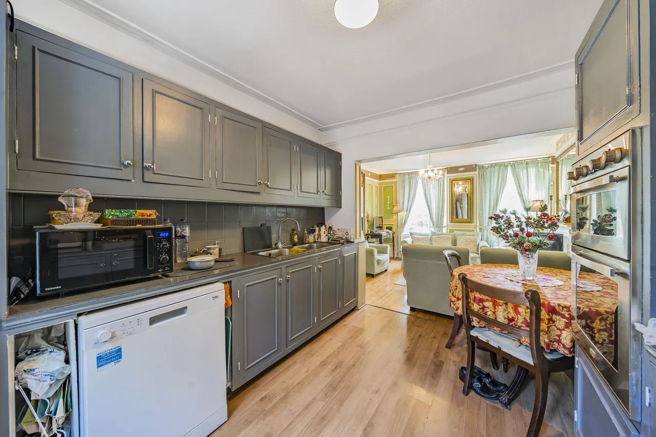 169 Kennington Road, London, photo 5