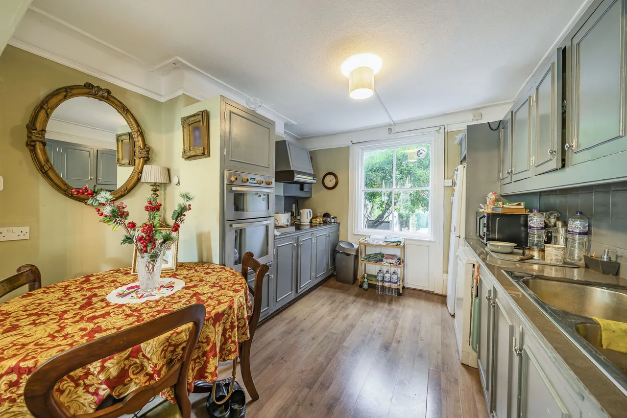 169 Kennington Road, London, photo 11
