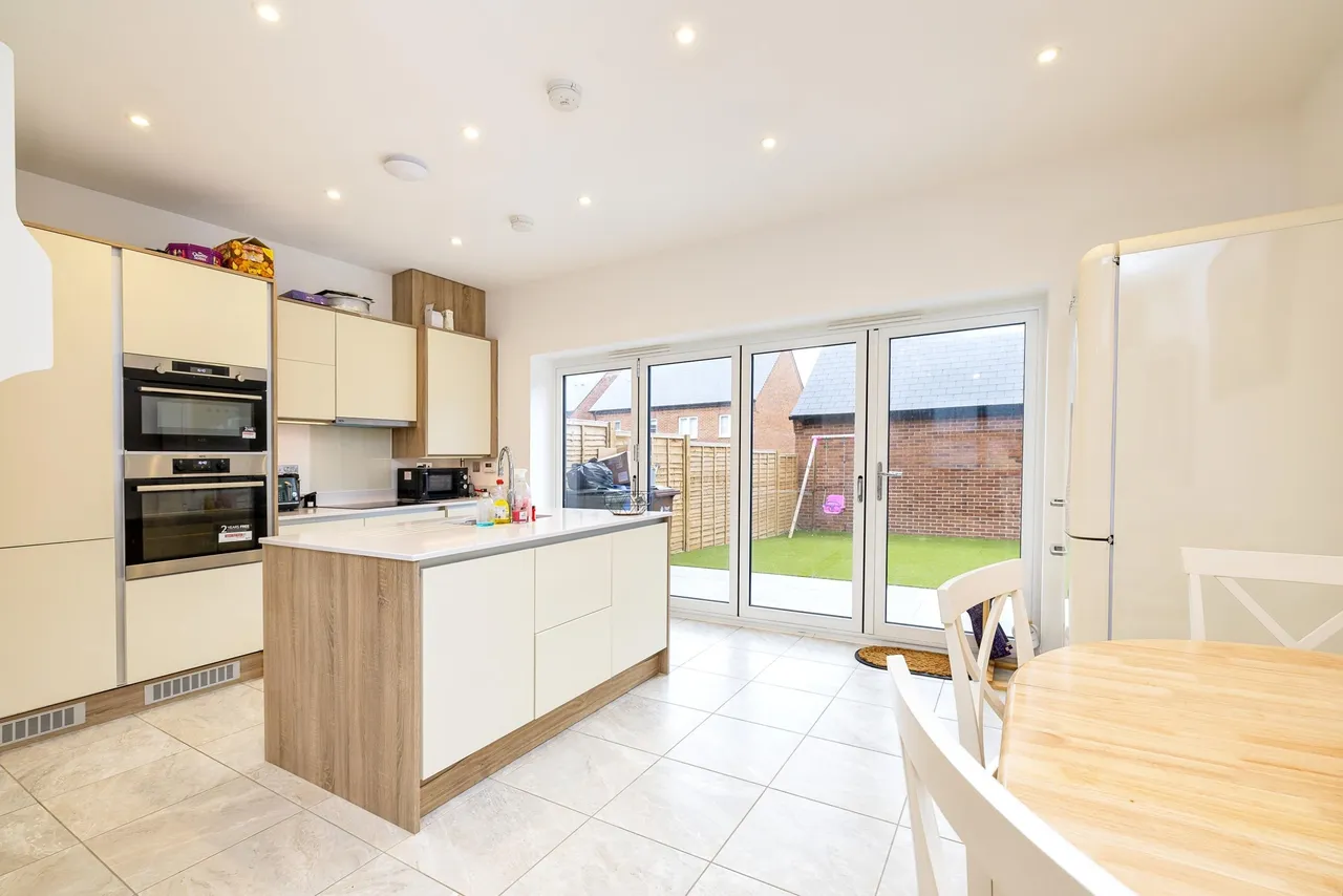 Camp Road, Upper Heyford, Bicester, OX25, photo 5