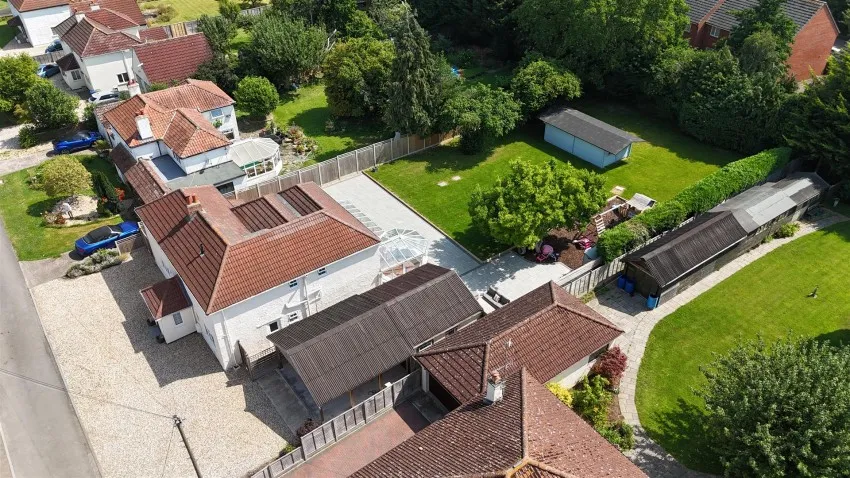Homecroft Drive, Uckington, photo 38